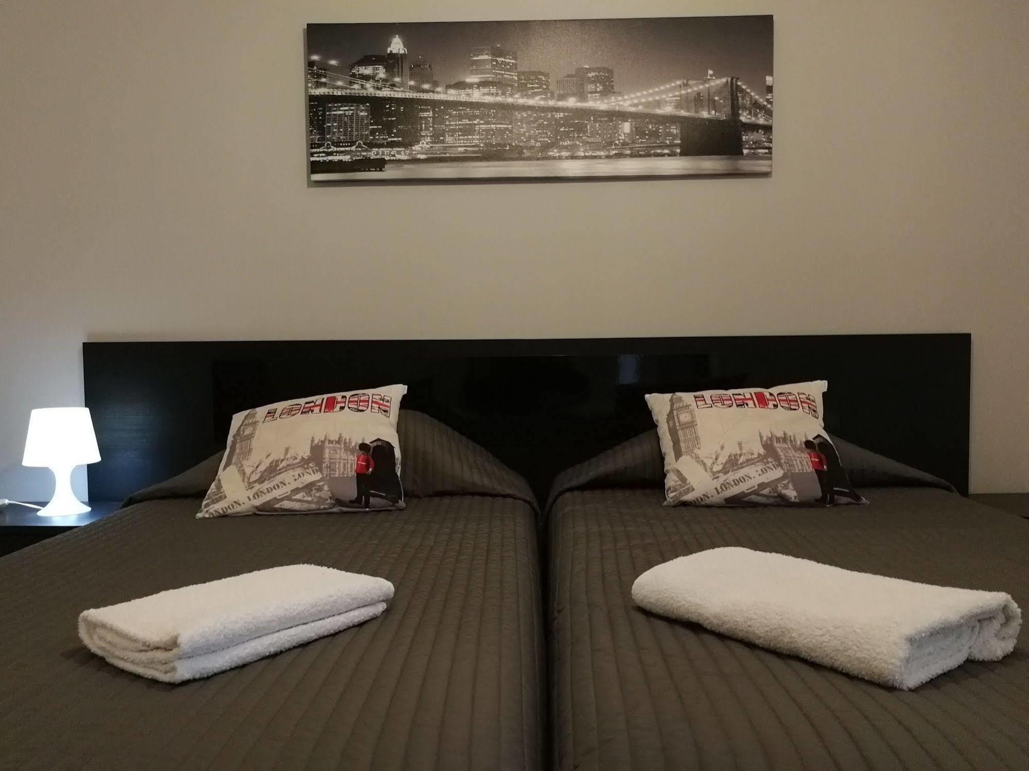 Lagos City Center Guest House & Hostel Экстерьер фото
