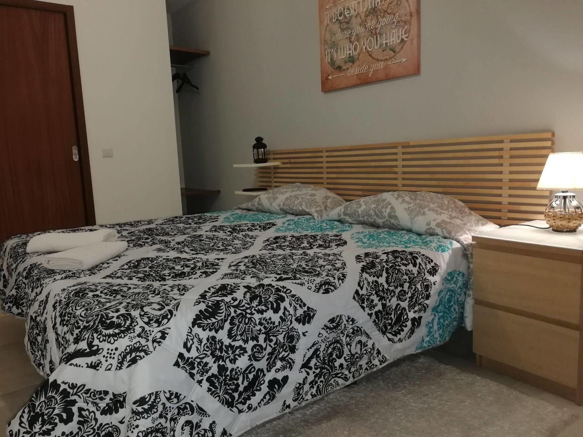 Lagos City Center Guest House & Hostel Экстерьер фото